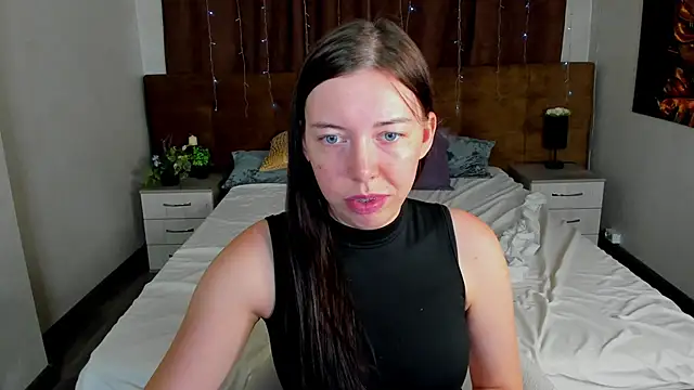 Sandra_Ross Adlı Modelin Canlı XXX Sohbeti