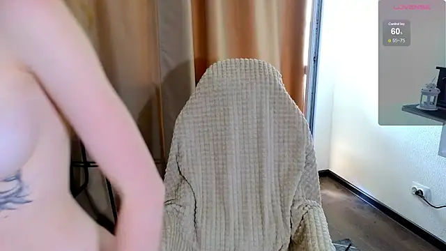 Chatroom XXX en direct de Candy_Flosse