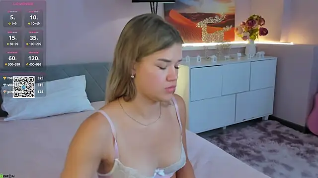 Pokazy przed kamerką – CherryLexi_