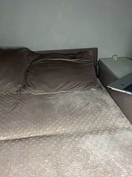 LaraVoosh Adlı Modelin Canlı XXX Sohbeti
