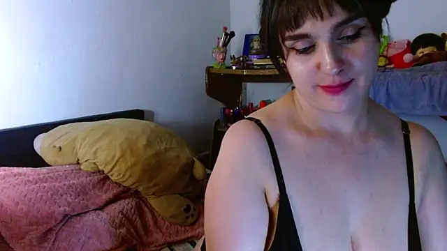 צ'אט XXX בשידור חי של collette_beaufoy_
