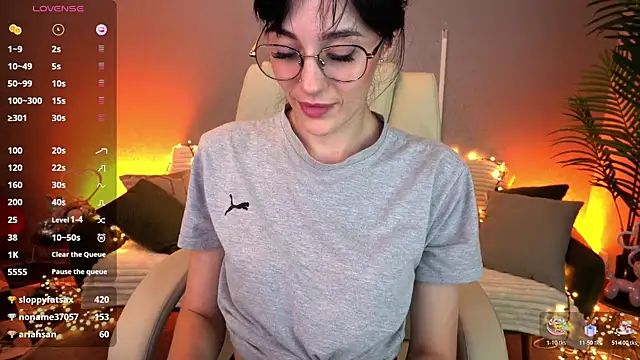 Chat +18 de EviLune ao vivo