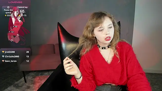 LeonaHicks' Live XXX Chat