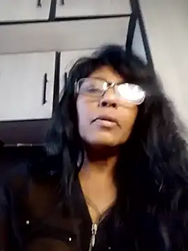 Chat +18 de MsAttitude ao vivo