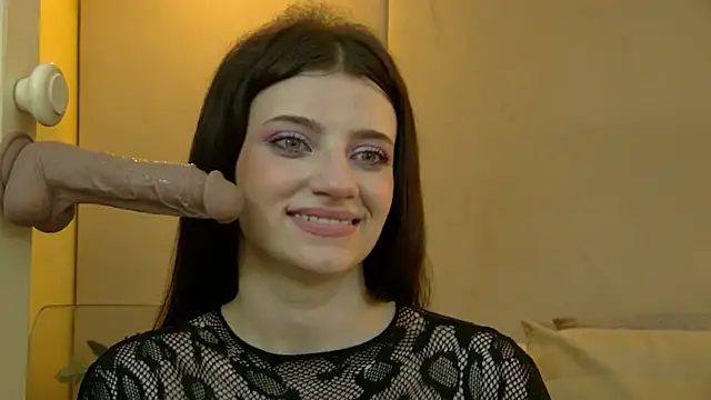 EllieWest Webcam show