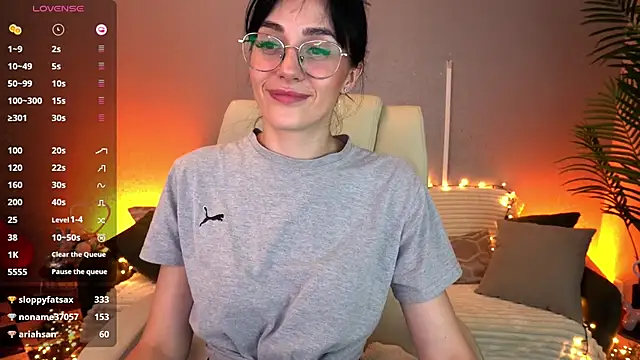 Chat +18 de EviLune ao vivo