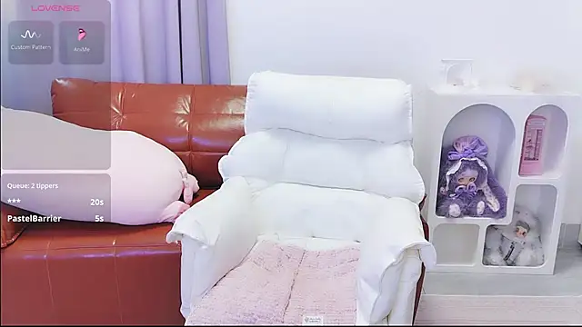 enya-'s Live XXX Chat