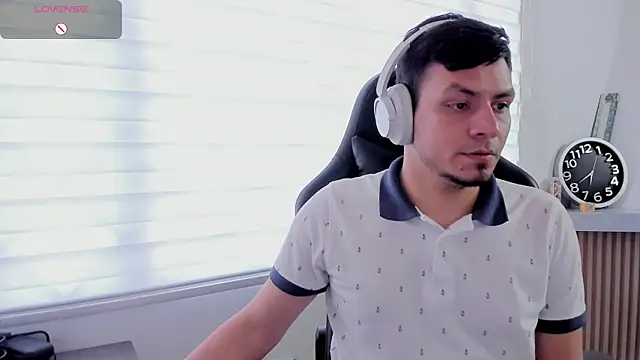 Chat +18 de Rick_Adams ao vivo