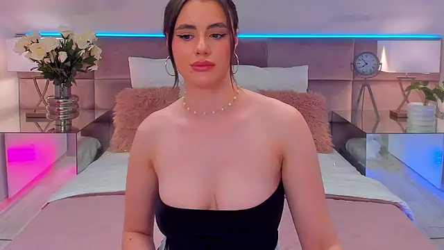 LunaKale Chat XXX in diretta