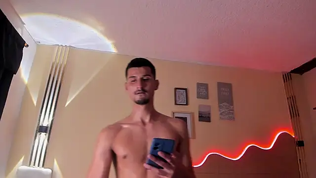 Chatroom XXX en direct de Dante_Fire_