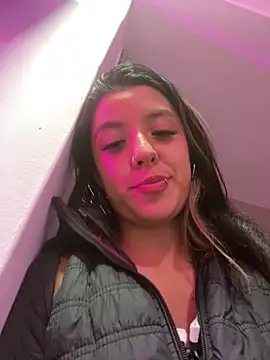 Megan_pink18's Live XXX Chat