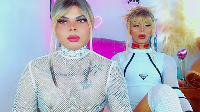 צ'אט XXX בשידור חי של AdanKinng