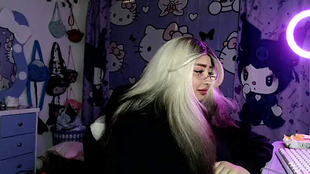 lussyevans24n Live XXX chat