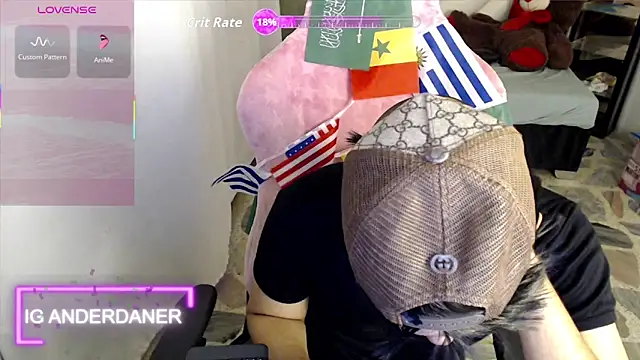 XXX chat uživo modela Top_and_bottom