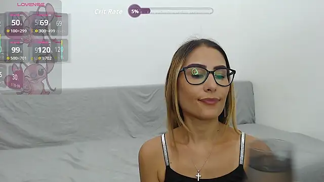 ExoticcXCouple Webcam show