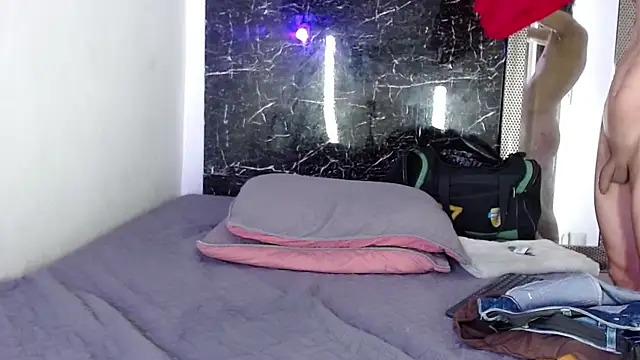 Show de Adrian_Wolf na webcam