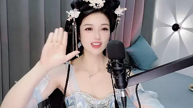 Momo-Wow 网络视讯表演