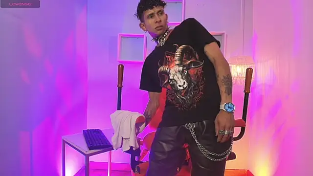 عرض كام Maximoking26