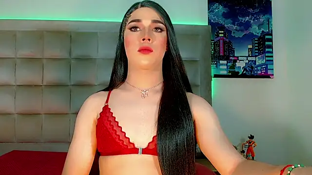 Show modela AmazingMistressNathy na web-kameri