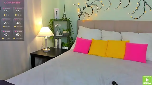Živý XXX chat Emma_peach