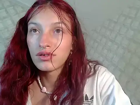 دردشة Emma-Wilson الجنسية المباشرة