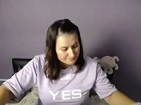 XXX chat uživo modela Milfa_meddison