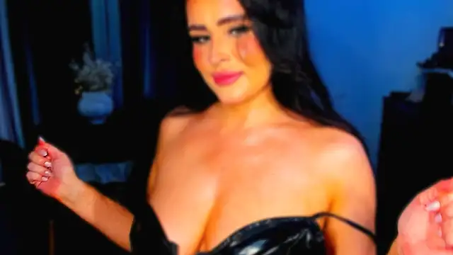 Lari_Stella XXX чат на живо