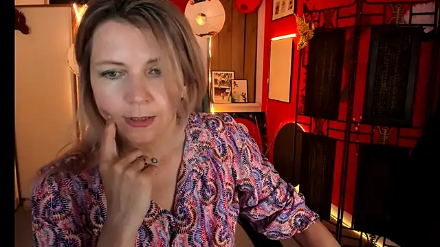 NicoleHitman's Live XXX Chat