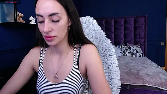 JenniferStone – Naživo XXX chat
