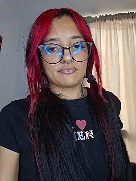 carolinerue's Live XXX Chat