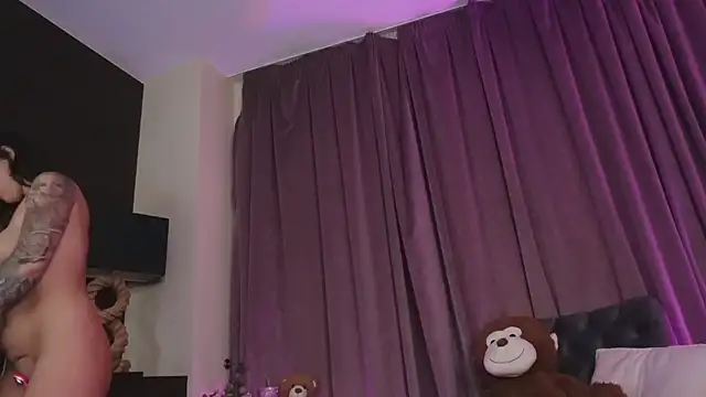 Chat +18 de CherryObsession ao vivo