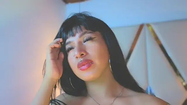 MeelFoxn Live XXX chat