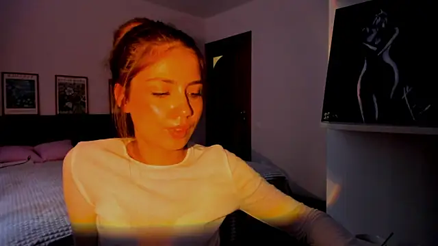 Chat +18 de Aurora_Glow21 ao vivo