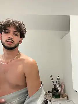 Gipsyboysteve Adlı Modelin Canlı XXX Sohbeti