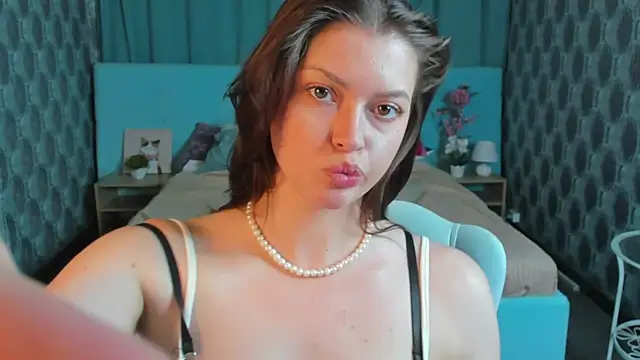 Maya-Mimi's Live XXX Chat