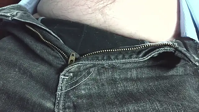 hairyandtiny Live XXX-Chat