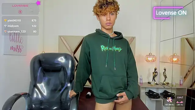 دردشة Anyelo_Twink الجنسية المباشرة