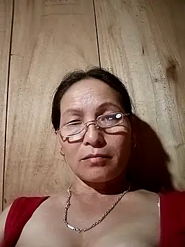 Chat XXX en directo de Cucci07
