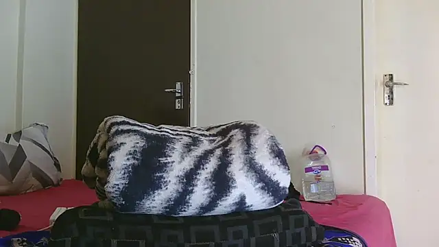 AddictiveAssCurves' Live XXX Chat