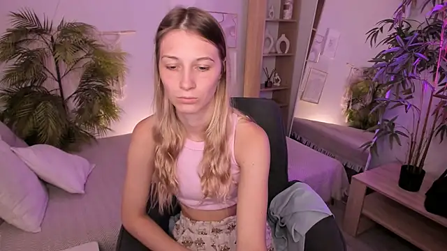 XXX chat uživo modela LauraPurr