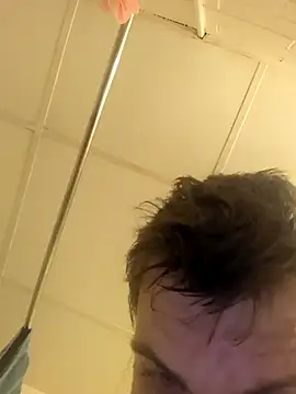 jizzyglizzy92 Chat XXX live