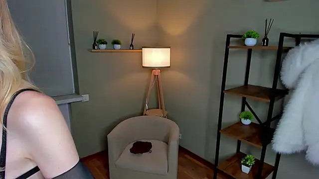 PlushyMood Live XXX-chat