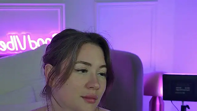 MeganStrane XXX чат на живо