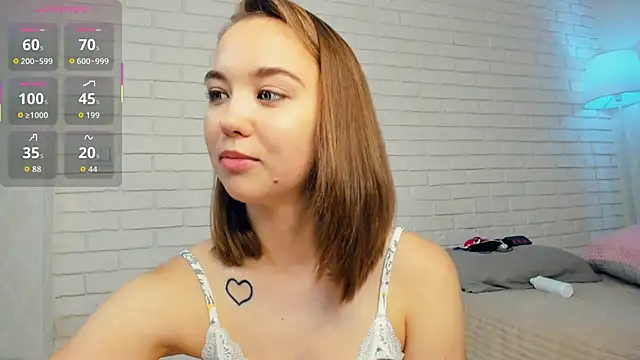 Chat +18 de KayleenCurtis ao vivo