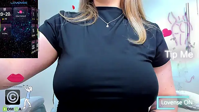 צ'אט XXX בשידור חי של anyarosses