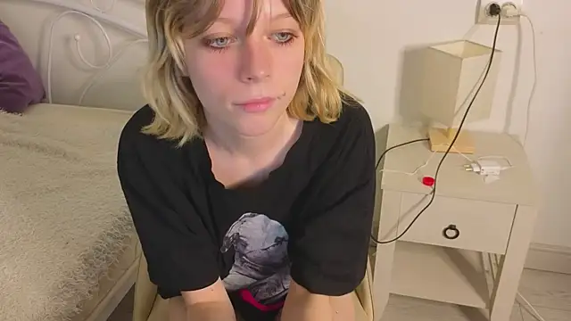 MollySally Chat XXX in diretta