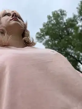 RonnieKiss 라이브 XXX 채팅