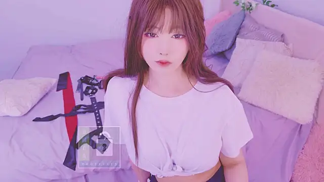 LongoriaEva 即時 XXX 聊天
