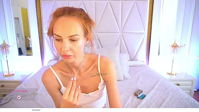 GingerGaze Adlı Modelin Canlı XXX Sohbeti