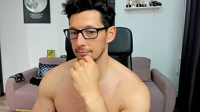 Chat +18 de BrutusK08 ao vivo
